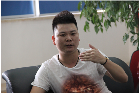 吳總為學(xué)員講解阿里巴巴優(yōu)勢(shì)